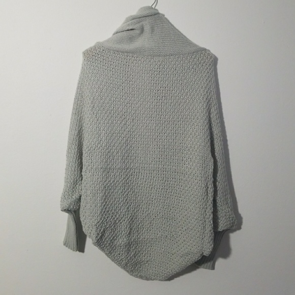Batwing Knited Cardigan - Picture 4 of 8